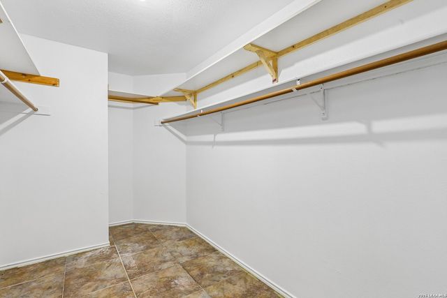 5614 Timber Trace St, San Antonio, TX 78250