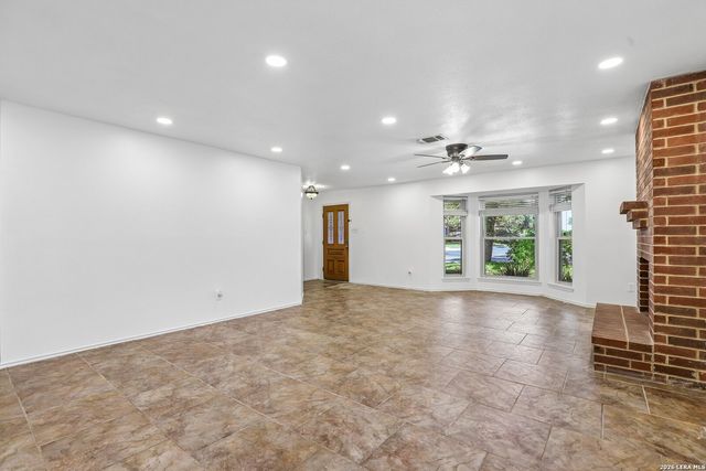 5614 Timber Trace St, San Antonio, TX 78250