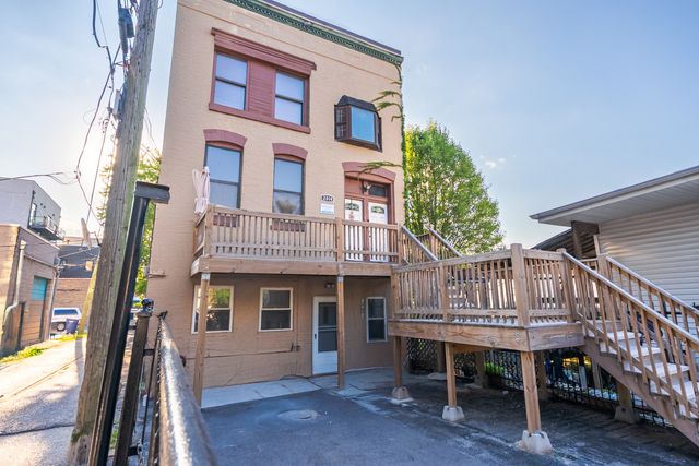 2014 N Whipple Street, Chicago, IL 60647