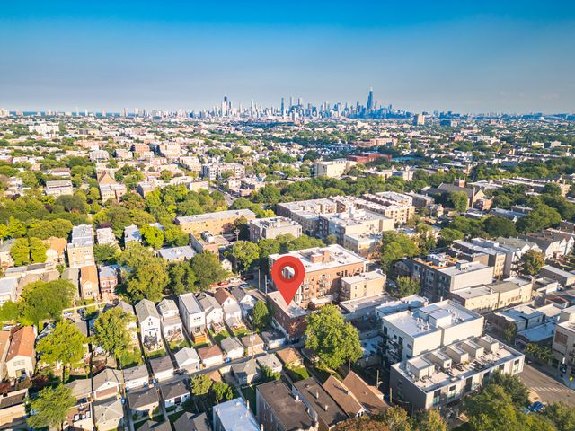 2014 N Whipple Street, Chicago, IL 60647