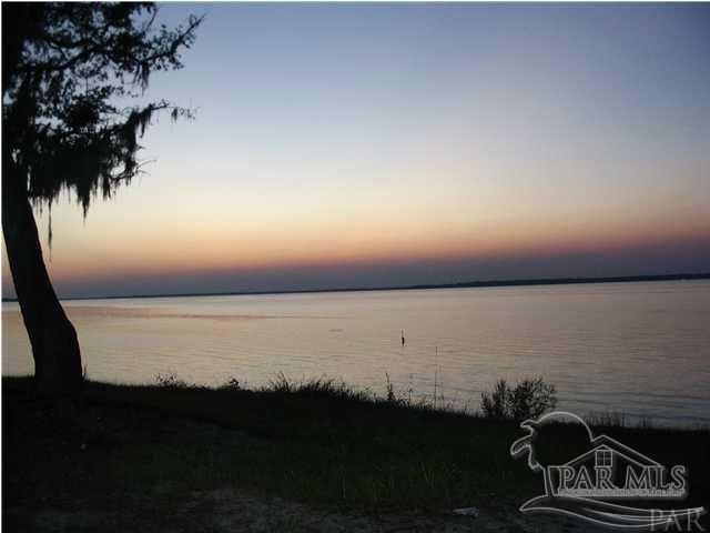 5336 Pale Moon Dr, Pensacola, FL 32507