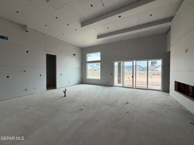 13921 Summer View Avenue, El Paso, TX 79928