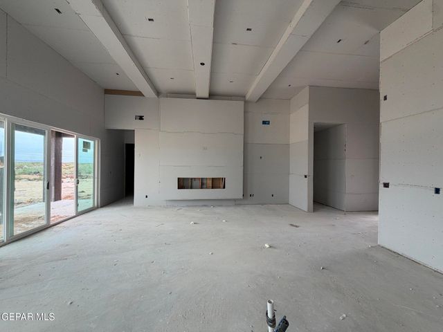 13921 Summer View Avenue, El Paso, TX 79928