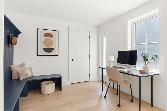 2 Elm Street 2, Newton, MA 02465