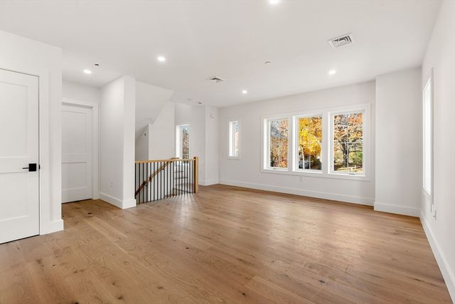 2 Elm Street 2, Newton, MA 02465