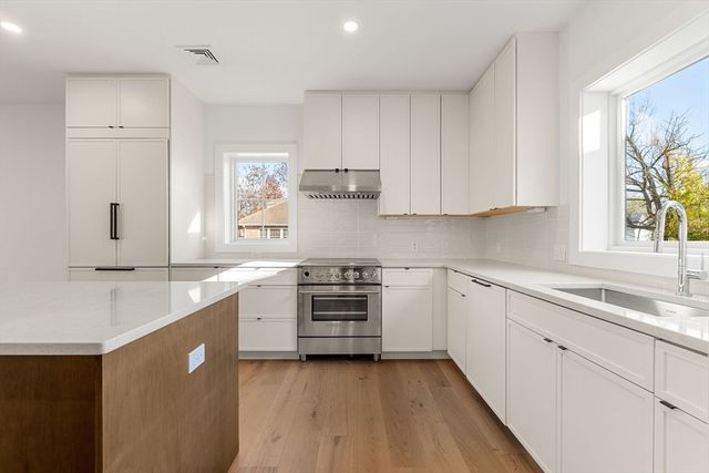 2 Elm Street 2, Newton, MA 02465