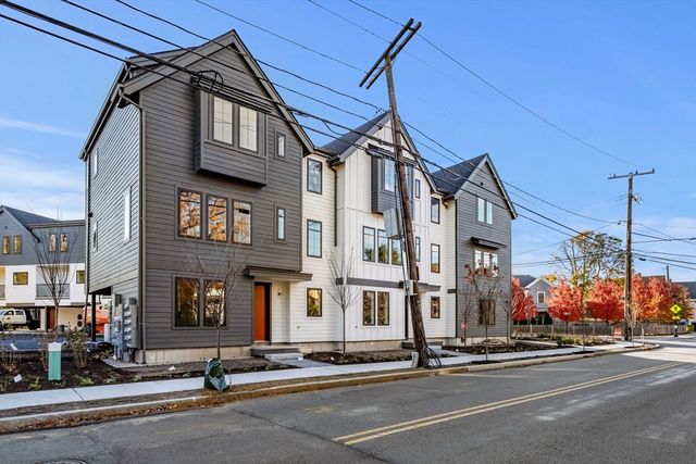 2 Elm Street 2, Newton, MA 02465