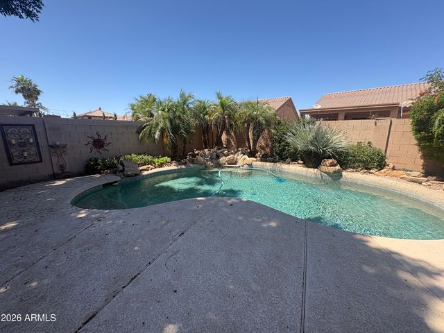 2342 E FLINT Street, Chandler, AZ 85225