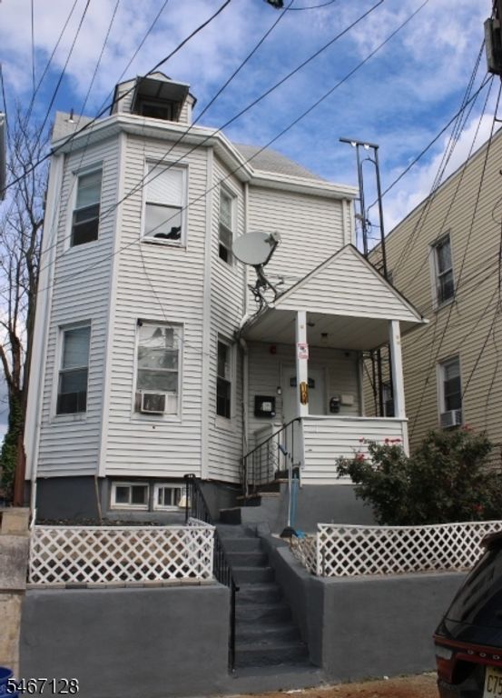 124 Albion Ave, Paterson City, NJ 07502 — exterior