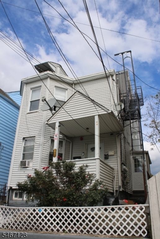 124 Albion Ave, Paterson City, NJ 07502 — photo 2