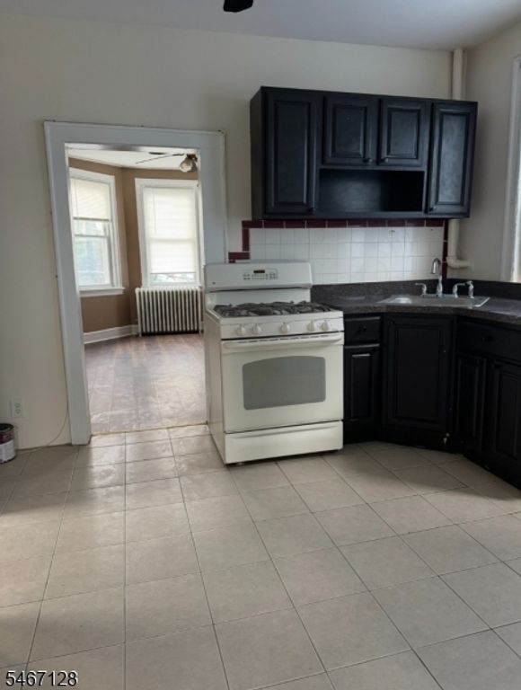 124 Albion Ave, Paterson City, NJ 07502 — photo 3