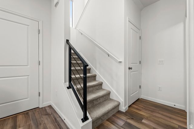 227 N RIVERSIDE DR, Saratoga Springs, UT 84045