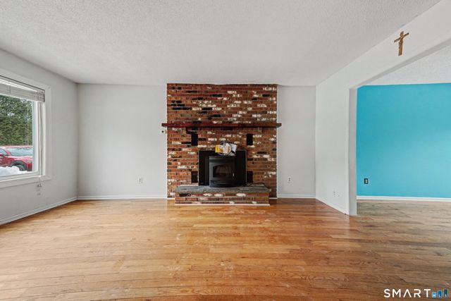 100 Ten Coat Lane 3A, Shelton, CT 06484