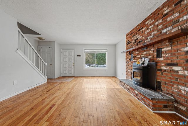 100 Ten Coat Lane 3A, Shelton, CT 06484