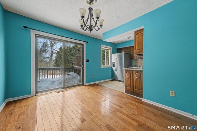 100 Ten Coat Lane 3A, Shelton, CT 06484