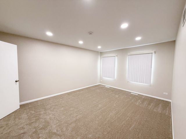 223 Butternut Lane, Streamwood, IL 60107