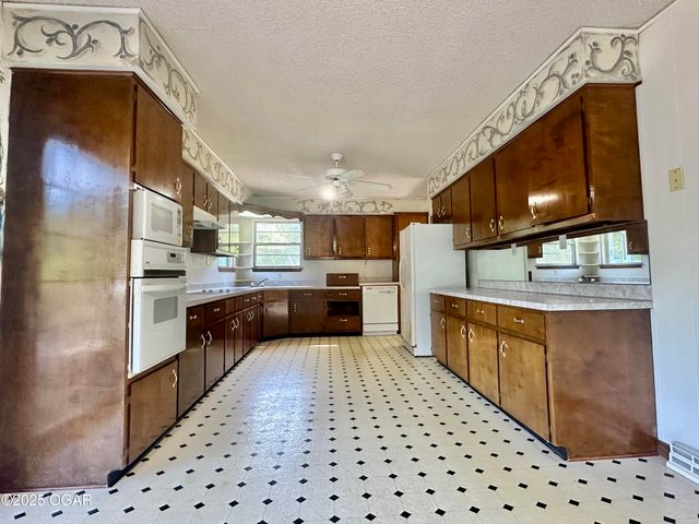 205 McCutcheon Road, Joplin, MO 64804