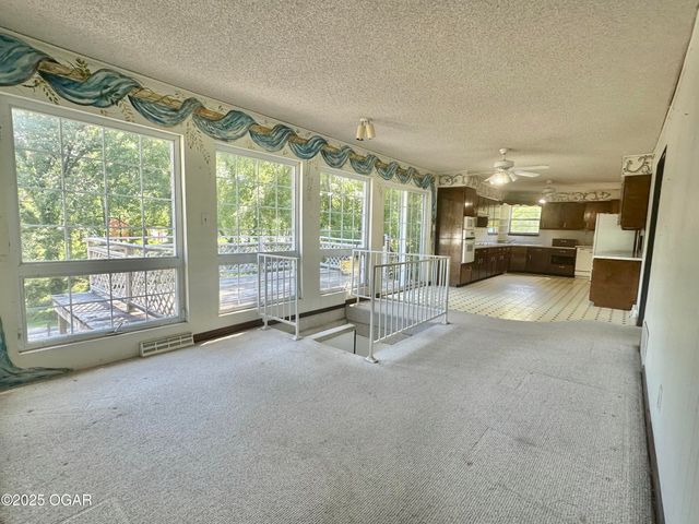 205 McCutcheon Road, Joplin, MO 64804