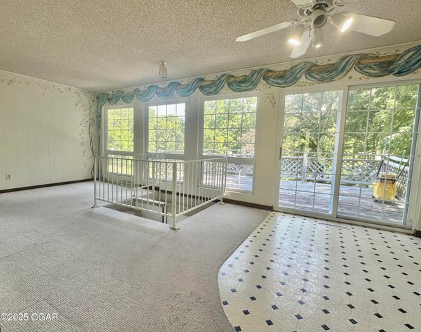 205 McCutcheon Road, Joplin, MO 64804