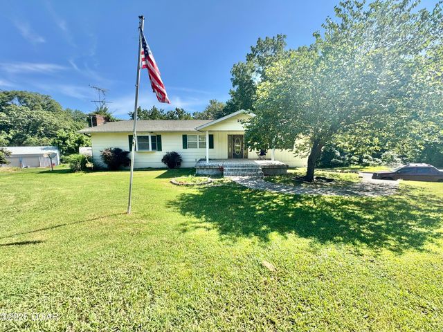 205 McCutcheon Road, Joplin, MO 64804
