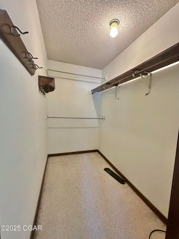 205 McCutcheon Road, Joplin, MO 64804