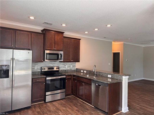 1303 Tides Edge CT, Hampton, VA 23666