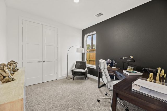 602 Paisley Harbor Court, Conroe, TX 77304