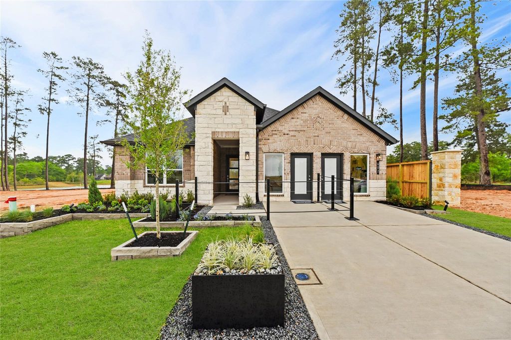 602 Paisley Harbor Court, Conroe, TX 77304