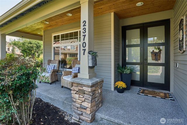 23707 231st Court SE, Maple Valley, WA 98038