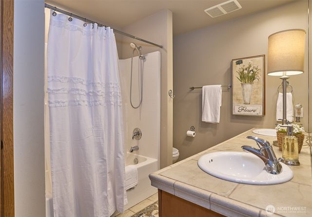 23707 231st Court SE, Maple Valley, WA 98038