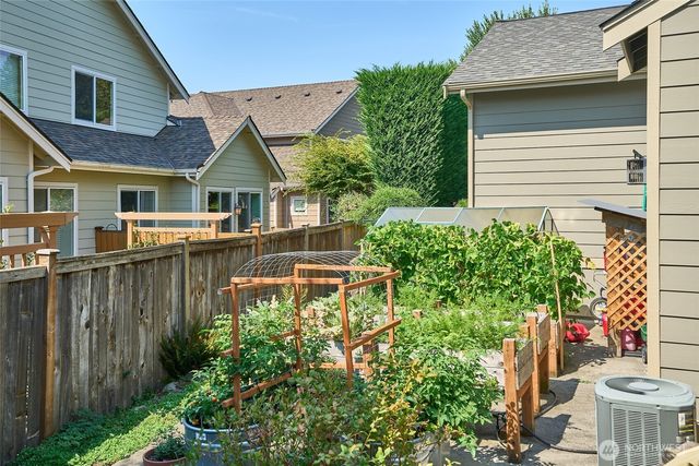 23707 231st Court SE, Maple Valley, WA 98038