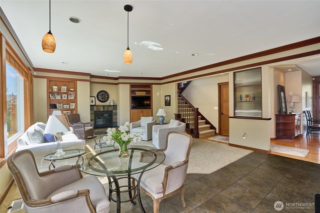 23707 231st Court SE, Maple Valley, WA 98038