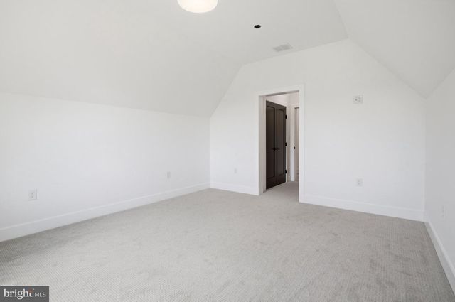 1337 VALLEY RD, Glen Mills, PA 19342