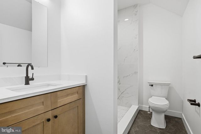 1337 VALLEY RD, Glen Mills, PA 19342