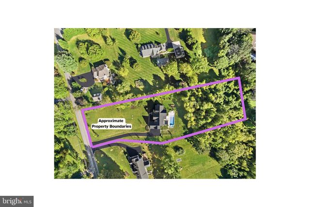 1337 VALLEY RD, Glen Mills, PA 19342