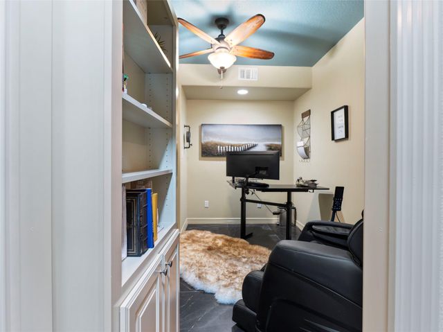 56 Valhalla Drive, Bay City, TX 77414