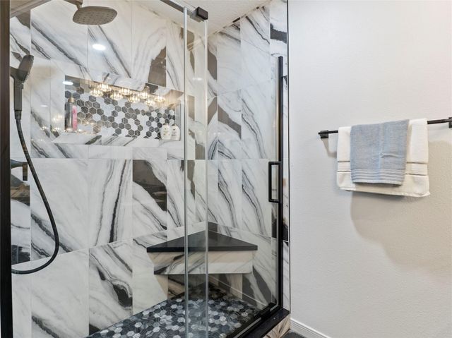 56 Valhalla Drive, Bay City, TX 77414