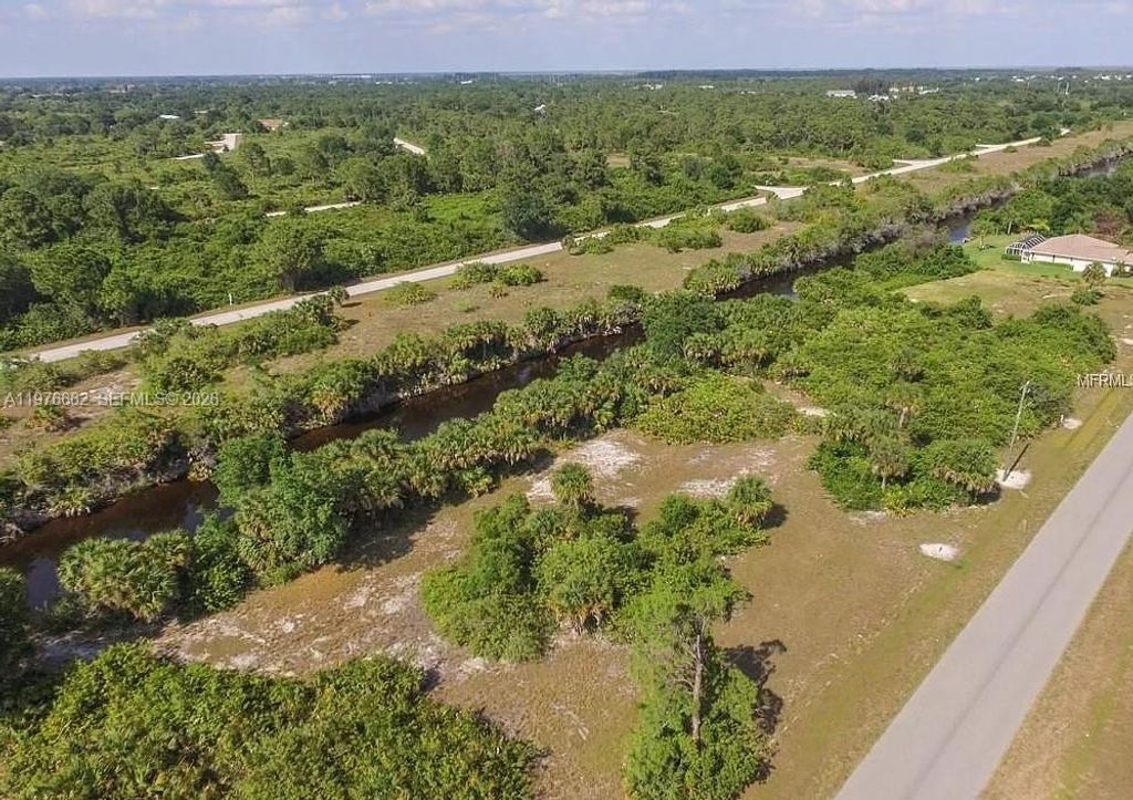 272 Baytree Dr., Port Charlotte, FL 33947