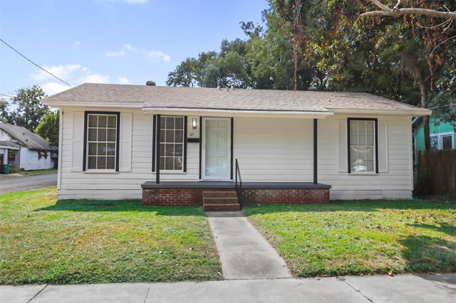 521 E Hunnicutt Street, Baytown, TX 77520