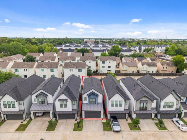 9018 Wellspring Drive, Houston, TX 77080