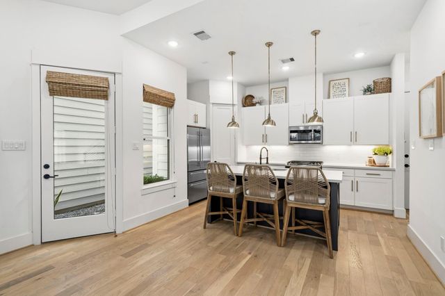 9018 Wellspring Drive, Houston, TX 77080