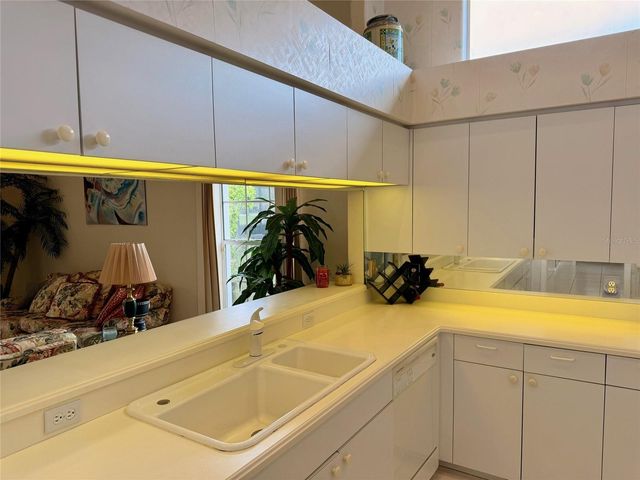 7402 FAIRLINKS COURT, Sarasota, FL 34243