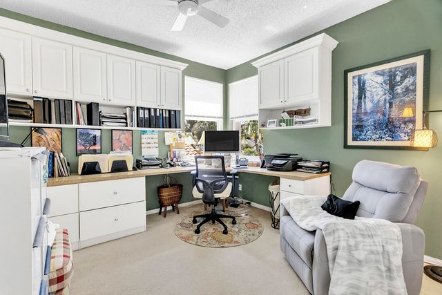 12841 Oak Knoll Drive, Palm Beach Gardens, FL 33418