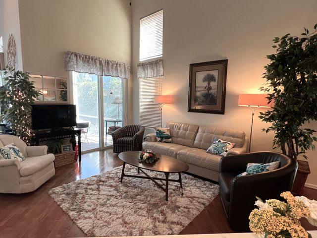 12841 Oak Knoll Drive, Palm Beach Gardens, FL 33418