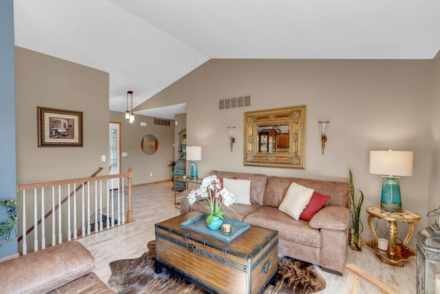 2105 Beltline, Newton, KS 67114