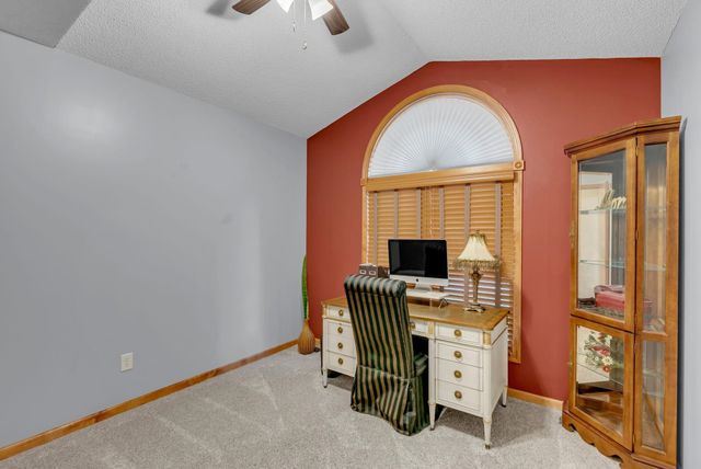 2105 Beltline, Newton, KS 67114