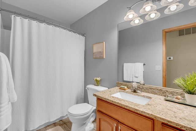 2105 Beltline, Newton, KS 67114