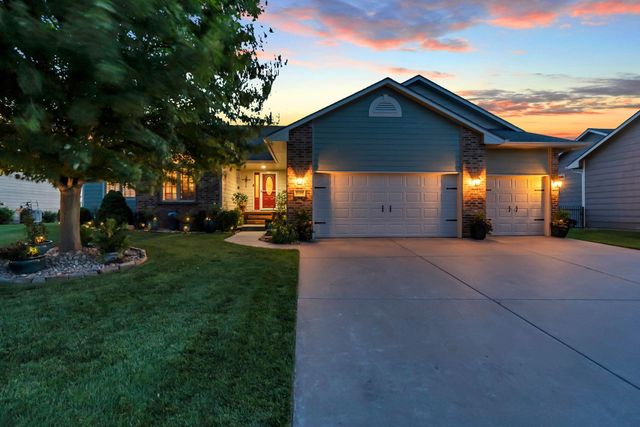 2105 Beltline, Newton, KS 67114