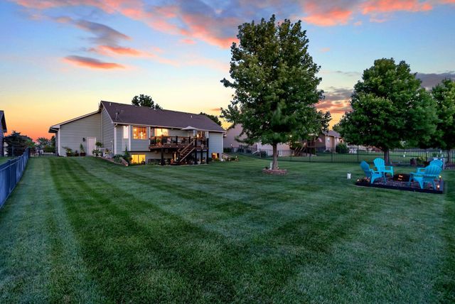 2105 Beltline, Newton, KS 67114