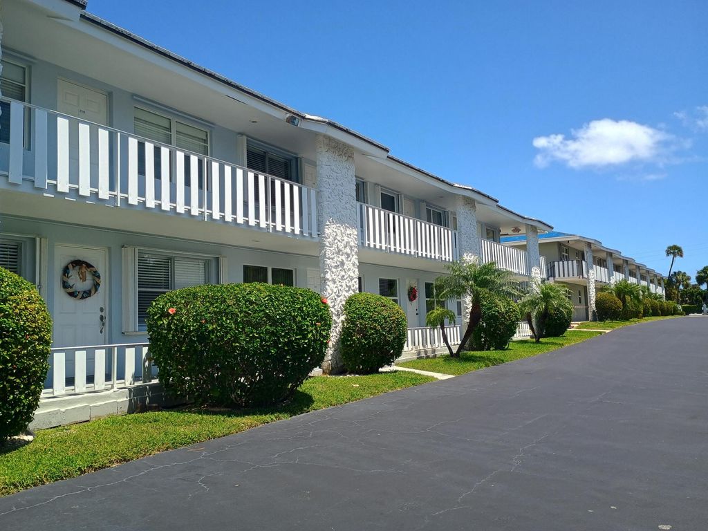 5520 N Ocean Boulevard N 109, Ocean Ridge, FL 33435